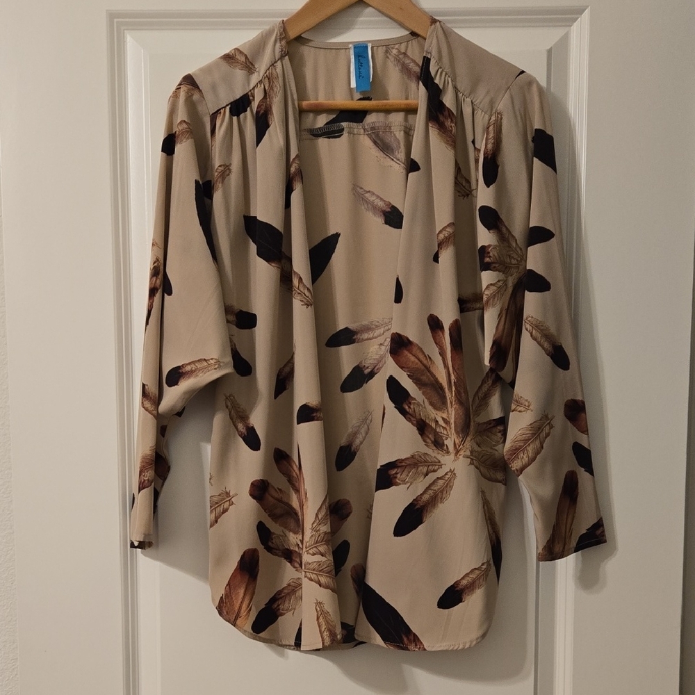 Lightweight Feather Print Open Cardigan
